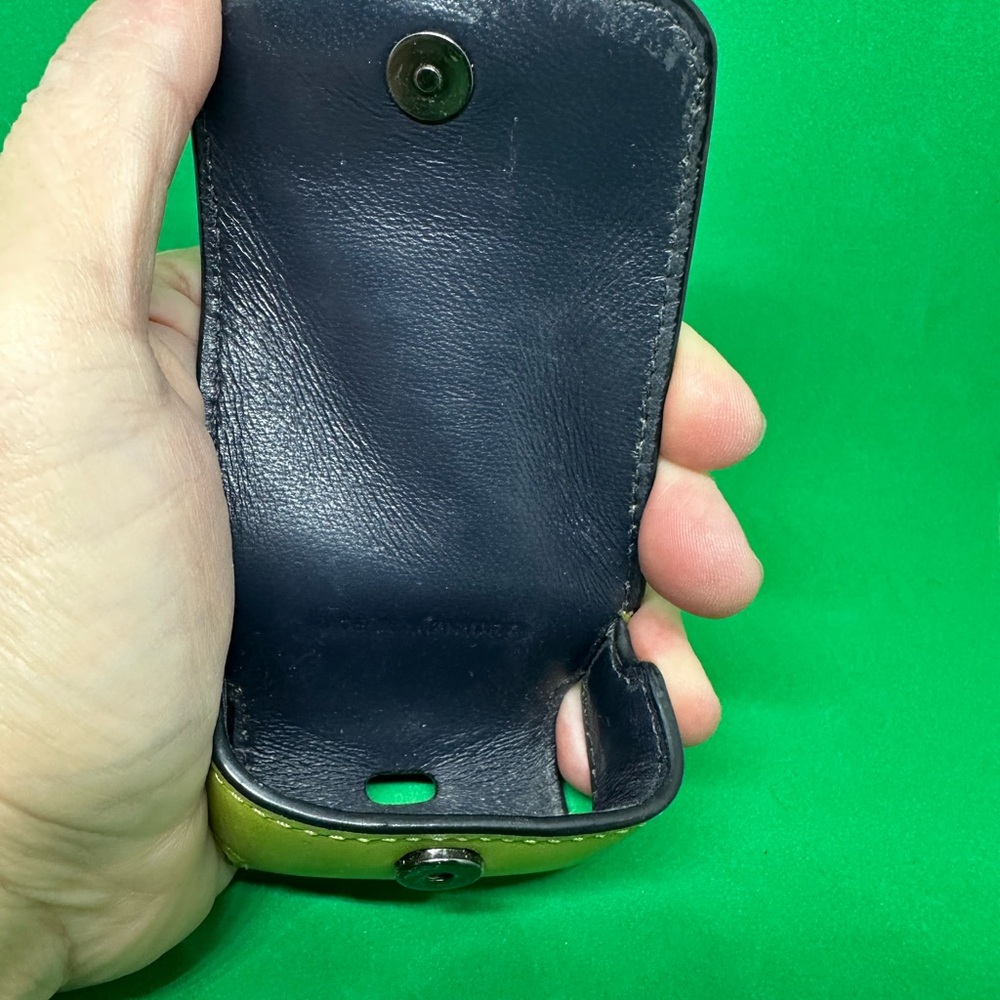 Coach Green Leather Snap Mini Pouch for early gen Apple AirPods 1st or 2nd. - Picture 10 of 10